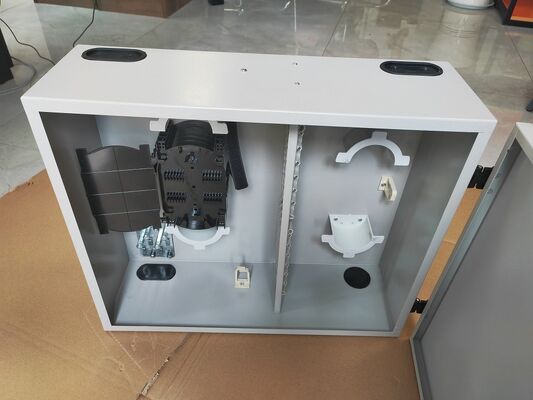 72 Portão de 1 porta, montado na parede, revestimento de fibras 144 fibras (LC/DX) Chapas de aço laminadas a frio