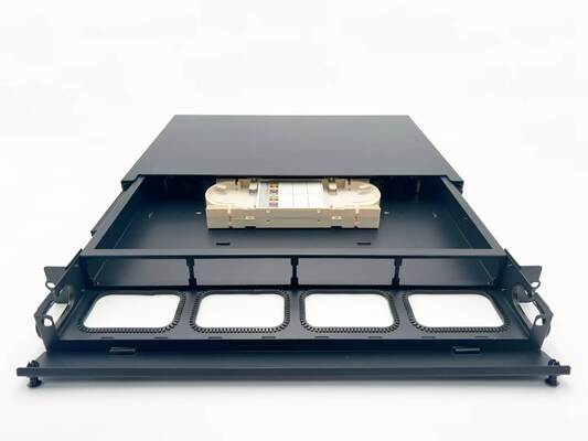 Painel de remendo ODF Chassis de 1U Cores MTP MPO -LC, tipo deslizante para 4 cassetes com gerenciamento de cabos